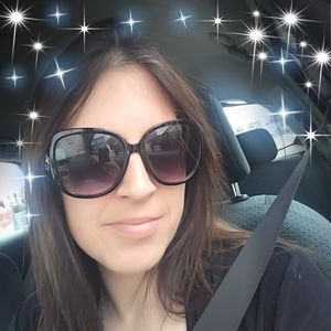 Meet your Posher, Melanie